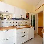 Apartman Joivy Charming With Garden In Castelletto *