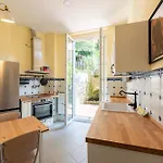 Joivy Charming With Garden In Castelletto *