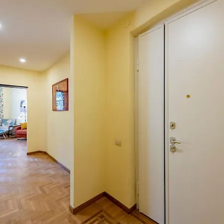 Joivy Charming With Garden In Castelletto Apartment