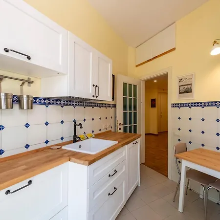 Joivy Charming With Garden In Castelletto *