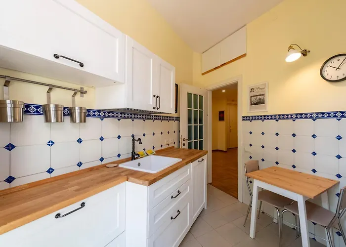 Joivy Charming With Garden In Castelletto *