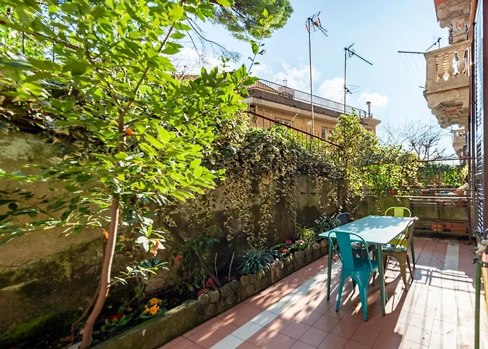 Joivy Charming With Garden In Castelletto