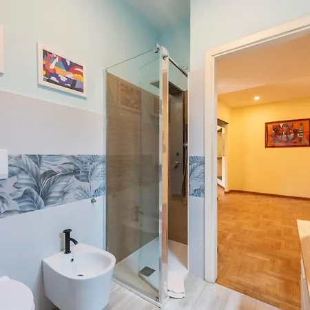 Joivy Charming With Garden In Castelletto Lägenhet *