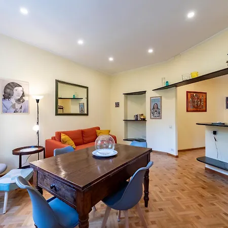 Joivy Charming With Garden In Castelletto *